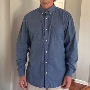 Banana Republic Men’s Long Sleeve Slim Fit Button Down Shirt